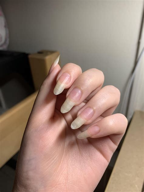 Decided it was time to cut my nails and try a new nail shape : r ...