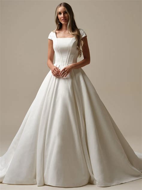 vintage wedding dresses near me 9