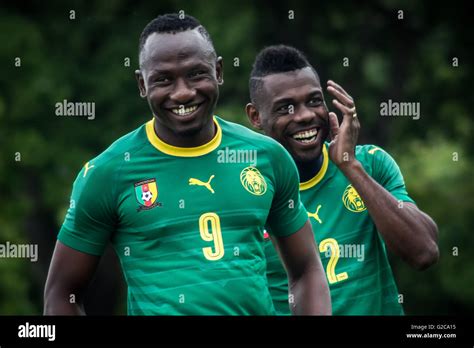 Players: Jacques Zoua (L) and Henri Bedimo(R) Cameroon national ...