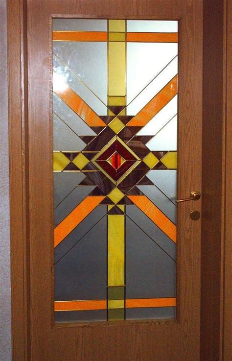Витражи за врати