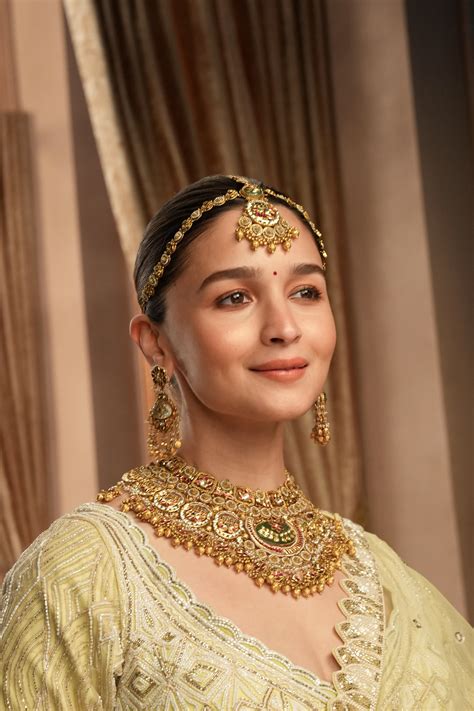 Alia for Malabar Gold and Diamonds on Behance