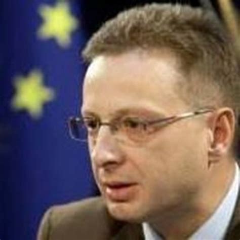 Иван Сотиров: Сега няма ли да коленичите пред покоите на Радев?