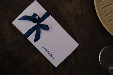 Купить подарочный сертификат ~ запишись в центр Float&spa