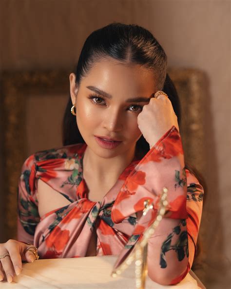 Xyriel Manabat (@xyrielmanabat_) • Instagram photos and videos