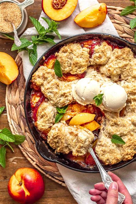 Cast Iron Peach Cobbler – The Cozy Plum