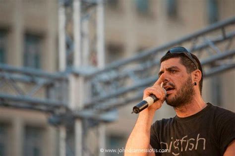 ΠΡΕΖΑ TV ©: ΠΑΥΛΟΣ ΦΥΣΣΑΣ - KILLAH P - ΣΙΓΑ ΜΗΝ ΚΛΑΨΩ, ΣΙΓΑ ΜΗ ΦΟΒΗΘΩ ...