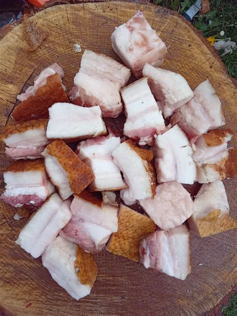 Сало з часником домашне на соломі: 160 грн. - Продукты питания ...