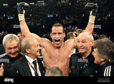 Sports spo boxing facial_expression gesture male germany -Fotos und ...