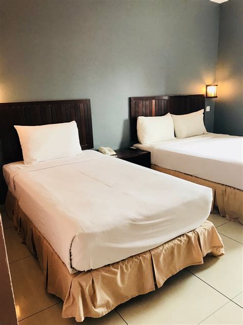 FAMILY HOTEL - Reviews (Klang, Malaysia)