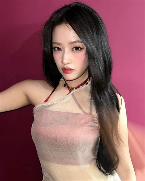 「IVE」アン・ユジン、舞台裏でも幻想的な美貌 | K-POP、韓国エンタメニュース、取材レポートならコレポ！