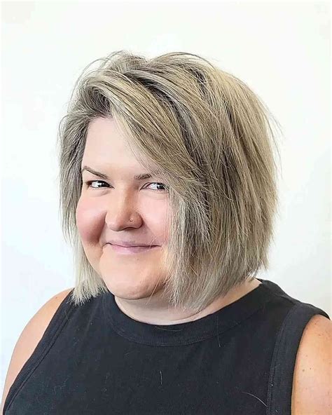 Shag Hairstyles for Plus Size Individuals 16 Ideas: Embrace Your Unique