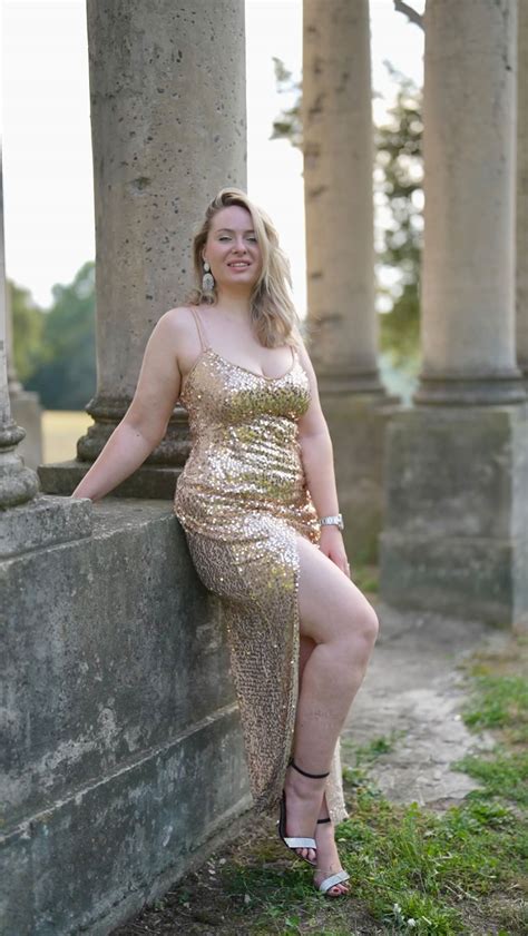 Gorgeous lady 🤩🤩 | Carty