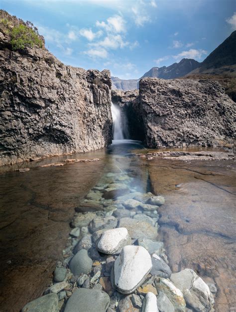 Fairy Pools, Isle of Skye, Scotland [OC] : r/pics