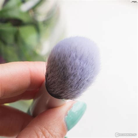 Кисть для хайлайтера PASTEL Cosmetics Highlighter Brush 05 - «Идеальная ...