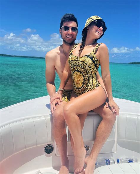 Andrea Espada's feet