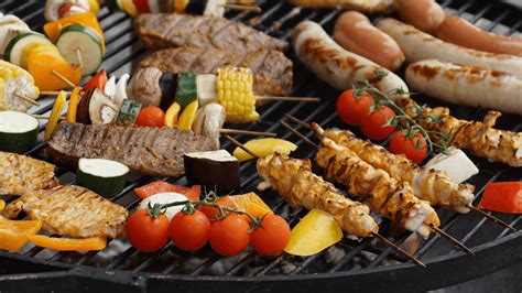 7 simple steps to safe BBQing this summer | PRIMA Leisure