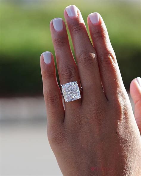 Emerald Engagement Rings For Women