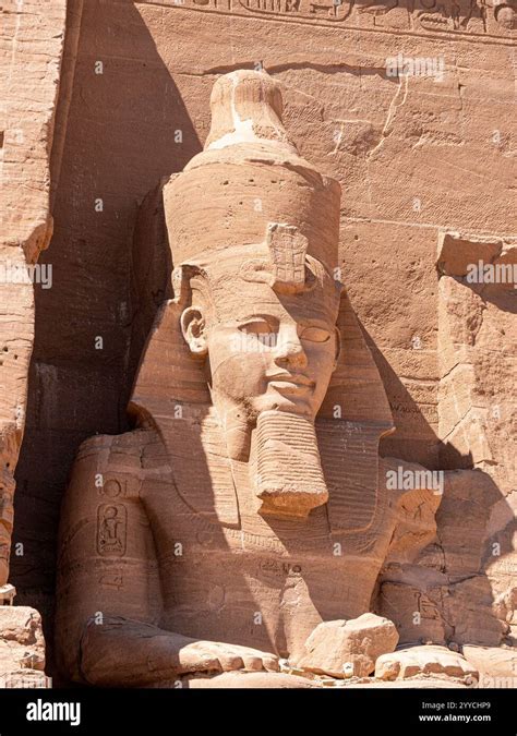 statue  ramesses ii  front   great temple  ramesses ii abu