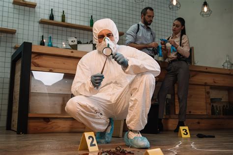 Israel Keyes' Polaroid: A Crime Scene Forensics Expert's Analysis Image 6