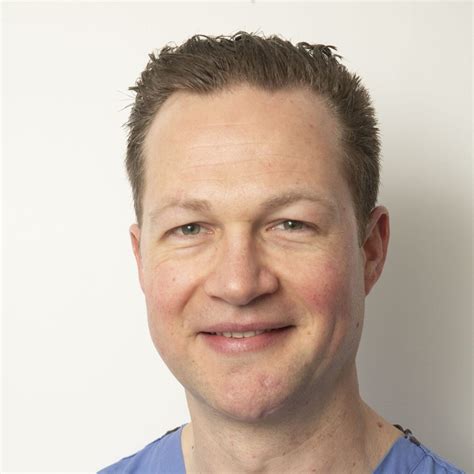 Surgeons - South West London Elective Orthopaedic Centre | SWLEOC