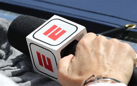 ESPN College Football Broadcast Teams Announced For 2021 Season