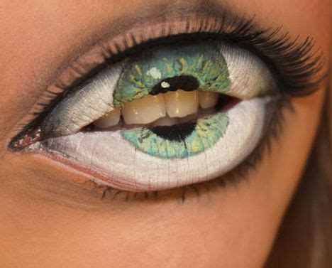 How To Draw A Hyper Realistic Lips | Lipstutorial.org