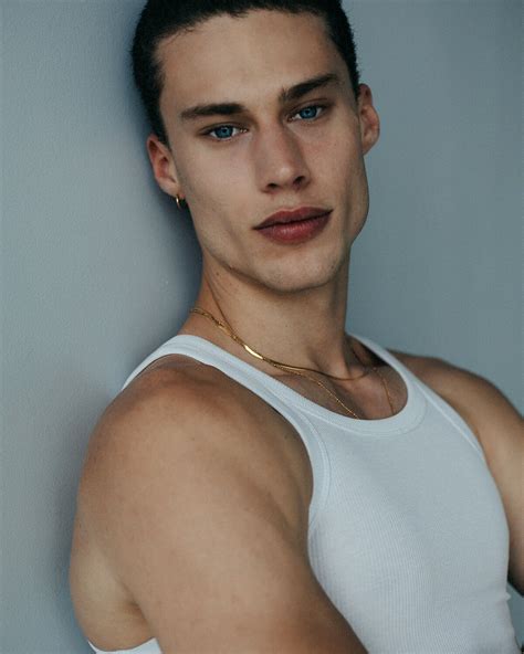 Lucas T | Brooks modeling agency