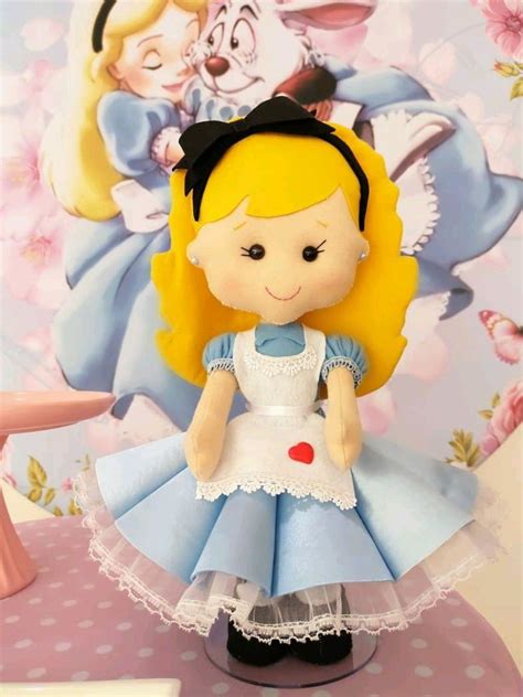 Alice No Pais Das Maravilhas Boneca - Alice Boneca Alice país das maravilhas 35cm | Elo7