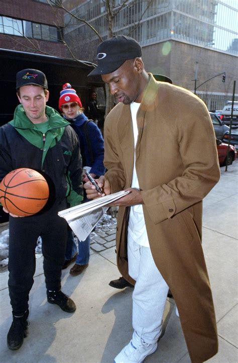 Head-Turning Michael Jordan Fashion Looks That Prove He Was ’90s