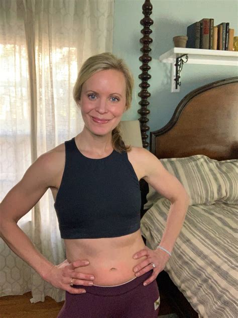 Boobs and Running: 7 Tips for Running with Big Boobs - The Mother Runners