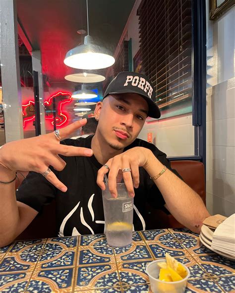 Leaked Facts About Santea. Relationship, Family, Career - Net Worth Post