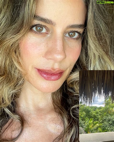 Actress Manuela González HD Instagram Photos and Wallpapers August 2024
