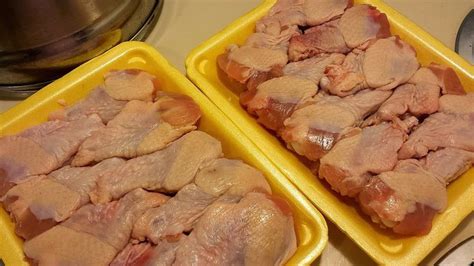 Директно от Кухнята на Емо: ПИЛЕШКИ БУТЧЕТА НА ФУРНА С ПИКАНТЕН ВКУС ...
