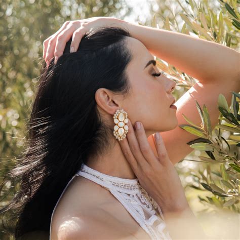 ME-RA Collective jewelry | Dina