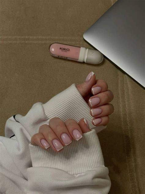 Pin by Alexia on U | Thanksgiving nails, Gel nails, Pretty nails