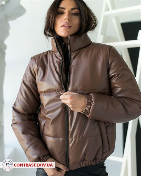 Коротка жіноча куртка утеплена з екошкіри коричнева | Jackets, Bomber ...