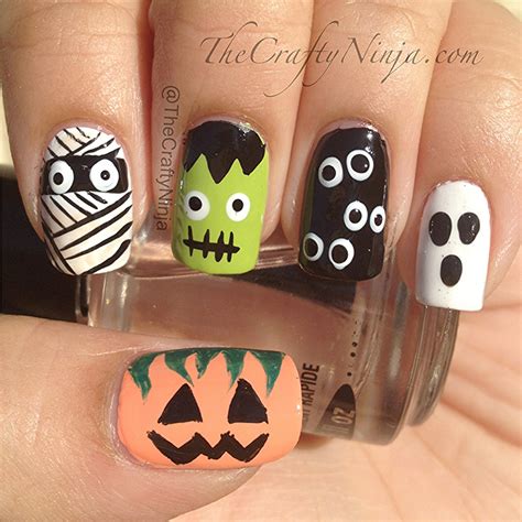 simple short halloween nails 3