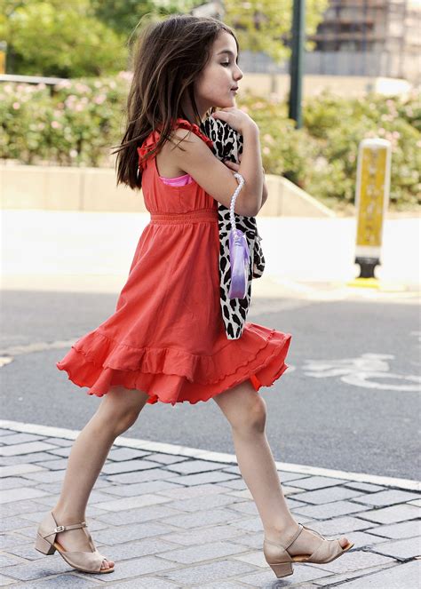 ‘Mini-Me’ With High Heels of Her Own - NYTimes.com