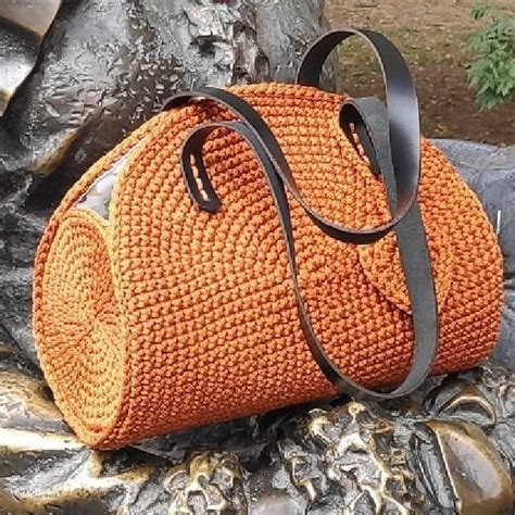 Простые и красивые сумки крючком (схемы и описания) | Bolsas de crochê ...