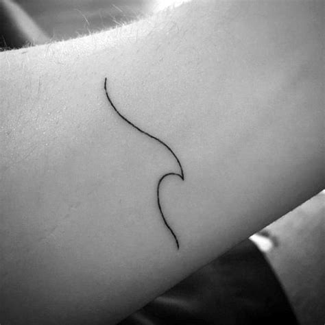 83 Tatuajes minimalistas (muy impresionantes)