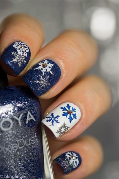 Gorgeous Winter Inspired Nail Designs - fashionsy.com