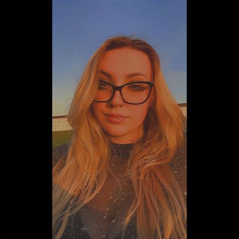 Bethany JAde Profiles