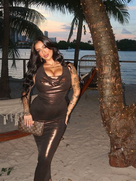 May Bakshi (@maybakshi_) • Instagram photos and videos