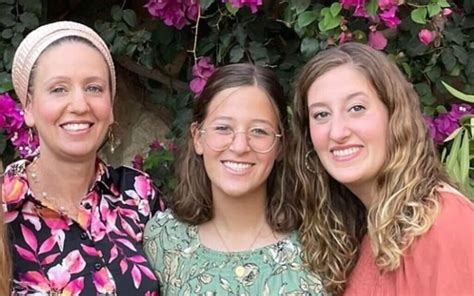CNN apologises to Rabbi Dee for saying his family was killed in a ...