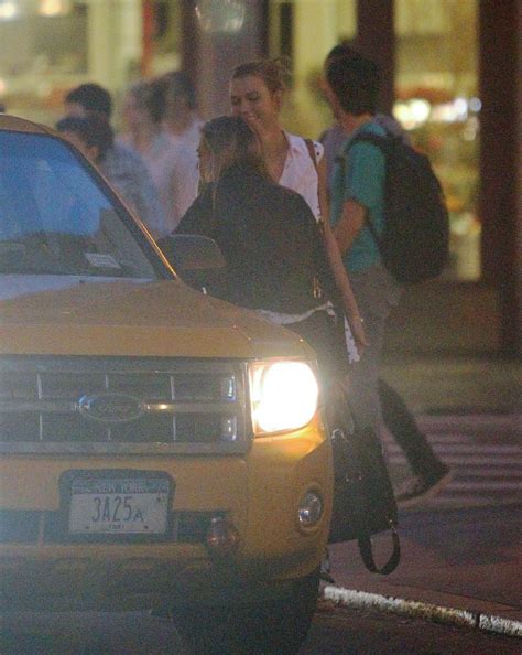 CARA DELEVINGNE and KARLIE KLOSS Leaves a Restaurant in New York ...