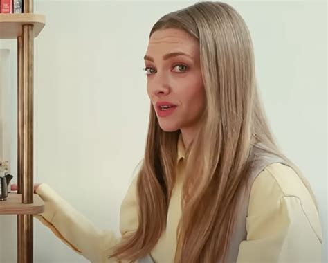 Amanda Seyfried has 'wool vagina' hanging in upstate NY home
