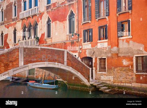Bridges and Canals of Venice, Italy Stock Photo - Alamy