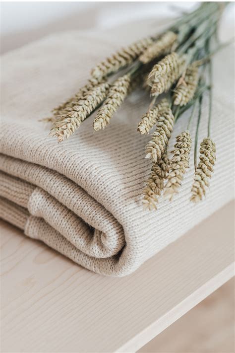 “MILIA” BLANKET - Colour/material: beige