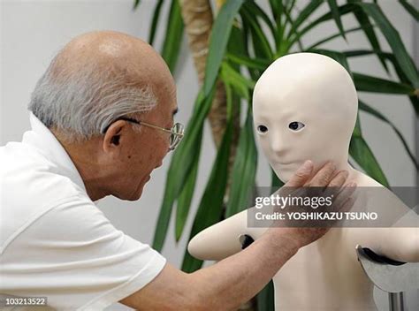 60 Telenoid Stock Photos, High-Res Pictures, and Images - Getty Images