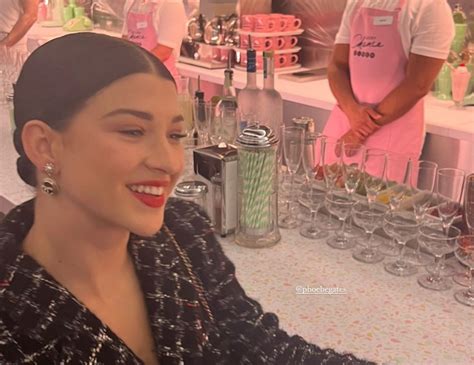 Phoebe, Bill Gates' chic daughter, turned heads at Chanel's 'Lucky ...